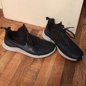 Women’s Nike free run